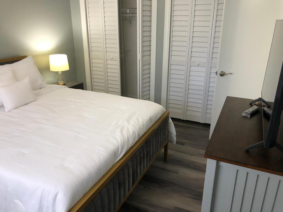 2 Bedrooms Vacation Home Тампа Экстерьер фото